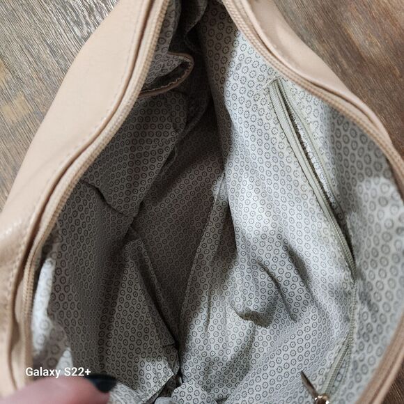 Black Rivet Taupe Leather Purse Normcore Everyday Carryall Classic Neutral - Picture 11 of 15